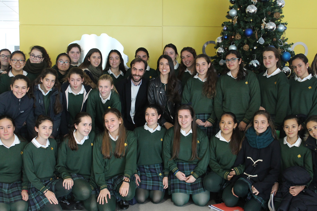 Comunicación y negocios en Secundaria